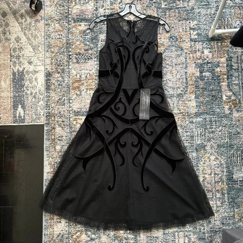 BCBG MaxAzria Dress - Picture 2 of 13
